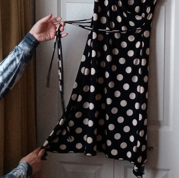 Ruby Wrap Dots🖤 - Picture 3 of 7